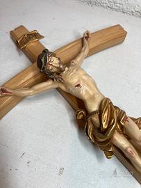 Crocifisso in legno dipinto 55 cm