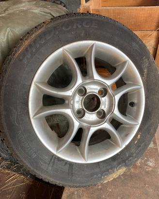 Gomme termiche Toyota Yaris