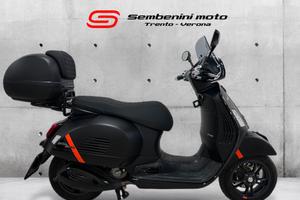 Piaggio Vespa GTS 300 SUPER SPORT
