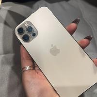 Iphone 12 pro oro