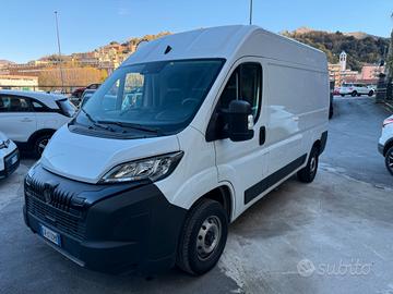 Peugeot Boxer 333 2.2 BlueHDi 140 S&S PM-TM Furgon