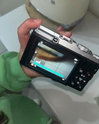 FUJIFILM X A2