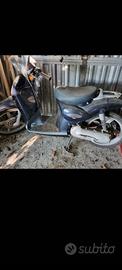 Aprilia Scarabeo 50cc,2t,Liberty 50,4t