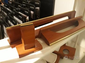 Serie di accessori in legno