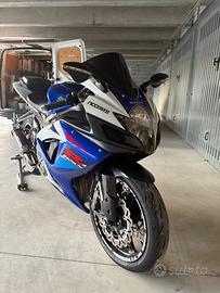 Suzuki gsx r 750