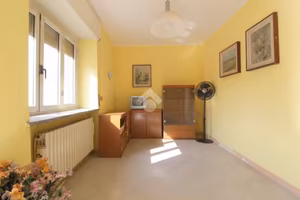 CASA DI CORTE A SECUGNAGO