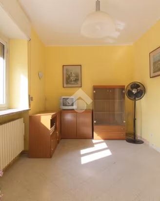 CASA DI CORTE A SECUGNAGO