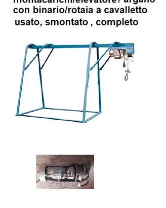 montacarichi a cavalletto
