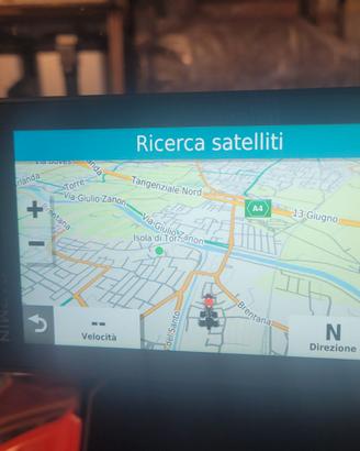 Navigatore Garmin XT e supporto Touratech