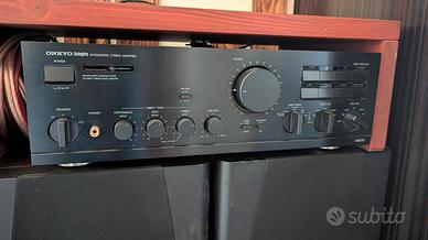 Onkyo integra A 8170