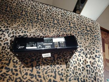 Xbox 360 con 2 controller cavi e giochi inclusi