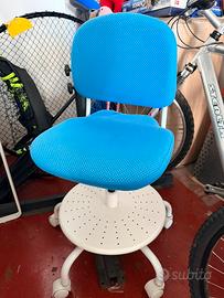 Scrivania e sedia bambino GRATIS