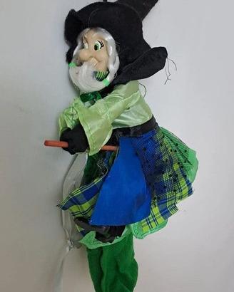 Befana Saggina collezione Happyfania 2009