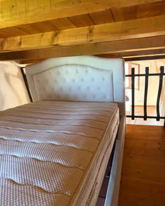 Letto mezza piazza in ecopelle bianco