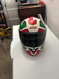 Casco givi