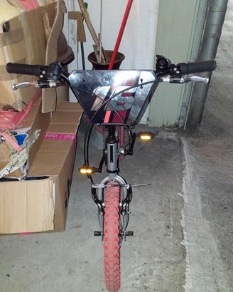 Bicicletta BTWIN BMX bimbo