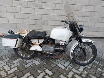 Moto Guzzi Nuovo Falcone 500 Vigili Urbani radiato