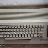 Commodore 64C con difetti VENDUTO