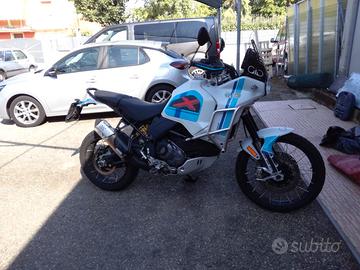 Ducati Desert X 950