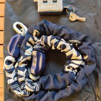 Catena di sicurezza in acciaio con lucchetto