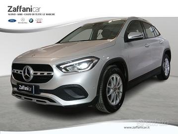 MERCEDES-BENZ GLA (H247) - GLA 180 d Auto