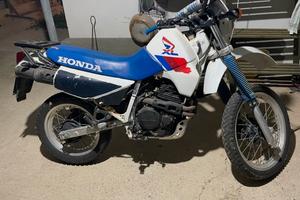 Moto Honda XL 600