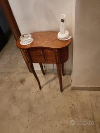 tavolino porta telefono 