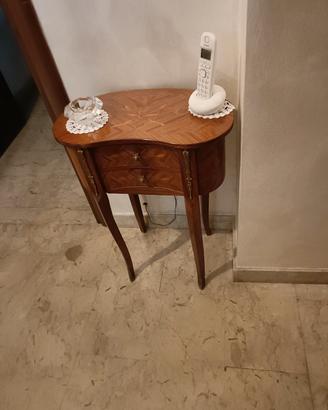 tavolino porta telefono 