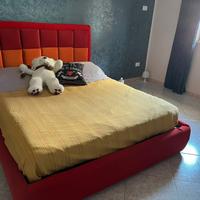  letto Matrimoniale in condizioni ottimali