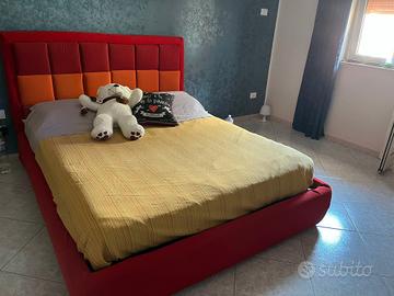  letto Matrimoniale in condizioni ottimali