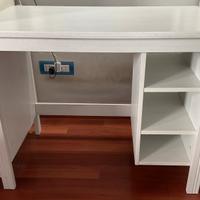 Scrivania ikea