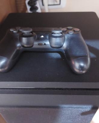 play station 4 ps4 1tb + joystick + 2 giochi