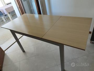 tavolo allungabile con sedie Calligaris connubia