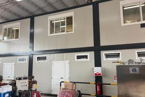 Container adibito ad uso ufficii e spogliatoi