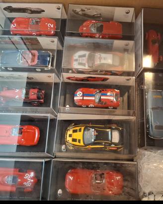 24 Modellini Leo Models