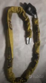 Catena antifurto per moto