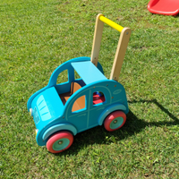 Primipassi auto maggiolino vilac