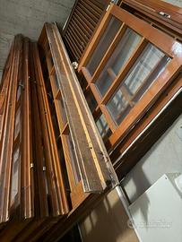 Infissi e Finestre in legno in buono stato