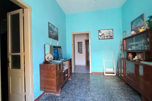 Guspini- Appartamento al piano terra con cortile