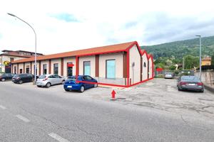 Locale strategico a Gavirate