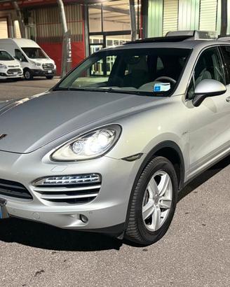 Porsche Cayenne 3.0 Diesel tiptronic 173000km