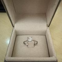 Anello diamante / Solitario in oro bianco 18k