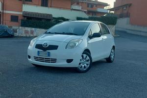 toyota yaris 1,0 benzina 