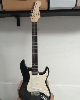 Chitarra elettrica Fender Squier Bullet Strat