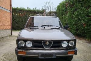 Alfa Romeo Alfetta Quadrifoglio Oro 116,anno1983