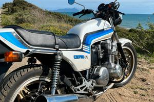 Honda cb 750 f2
