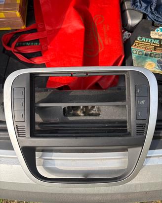 Cornice autoradio citroen c3 prima serie