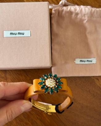 MIU MIU Bracciale in pelle con cristalli