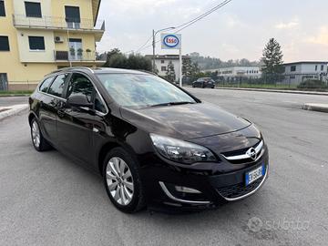 Opel Astra 1.4 Turbo 140CV Sports Tourer GPL Tech 