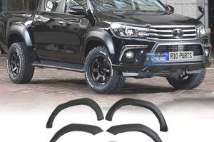 PARAFANGHI PASSARUOTA TOYOTA HILUX 16-21 LOOK REVO